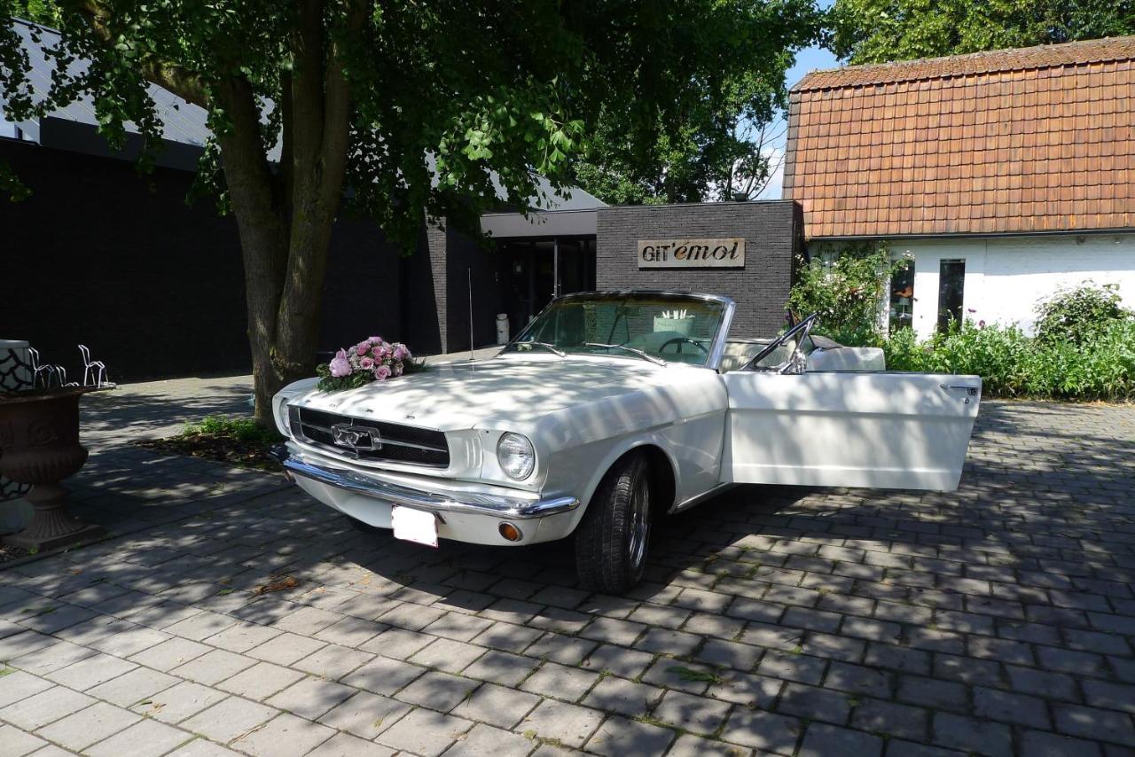 Git Emoi Villa Estaimpuis Exteriör bild